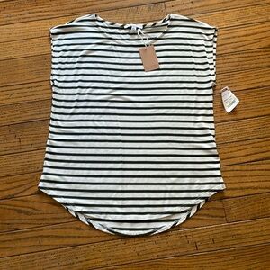 Green/ White shirt/blouse. Green envelope brand. Brand new with tags. Size L.